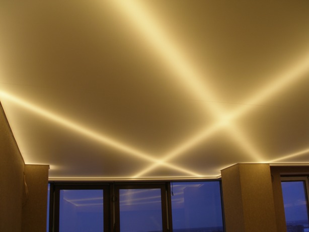 Фото от Михаила - светодиодные ленты за натяжным потолком - от Михаила